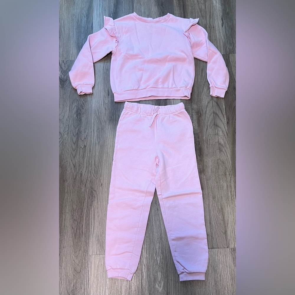 Girls' H&M Pink Sweatsuit With Flutter Shoulders
